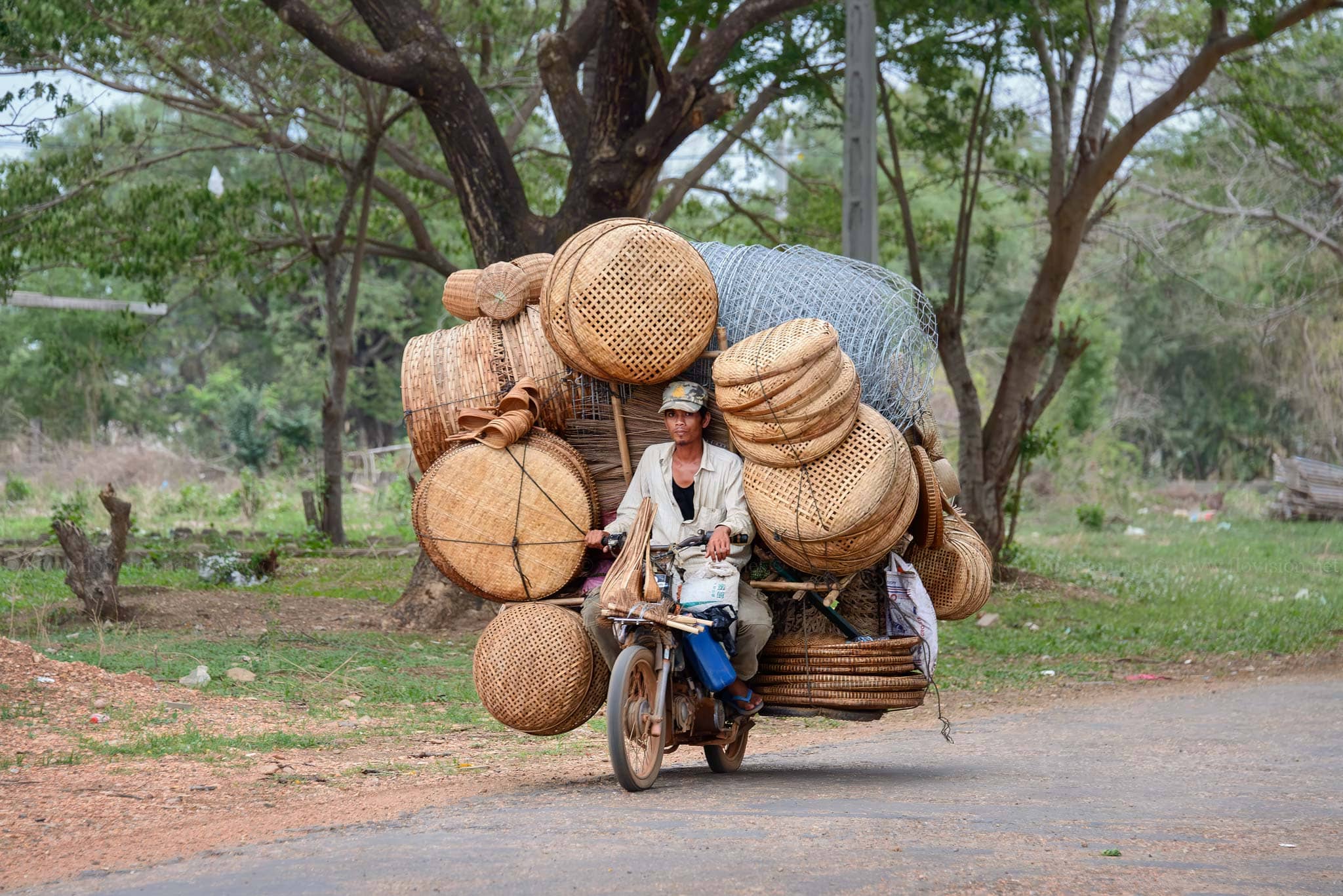 Rattan peddler